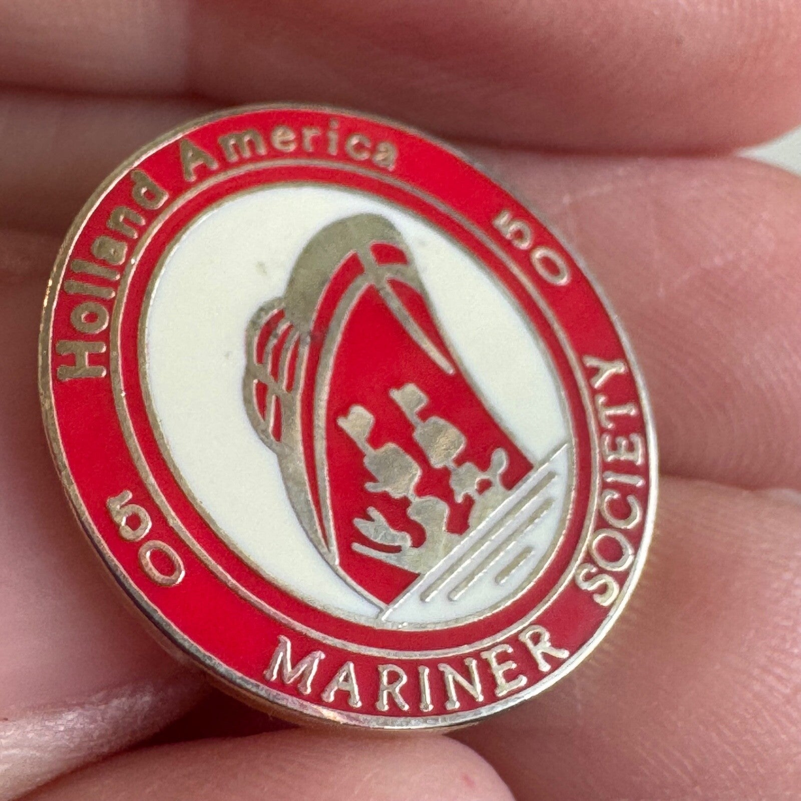 VINTAGE HOLLAND AMERICA CRUISE LINE 50 NIGHTS CRUISING PIN MARINER SOCIETY