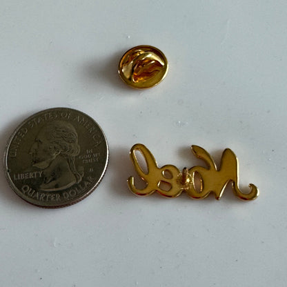 Vintage Gold NOEL Word Pin – Christmas Holiday Script Brooch