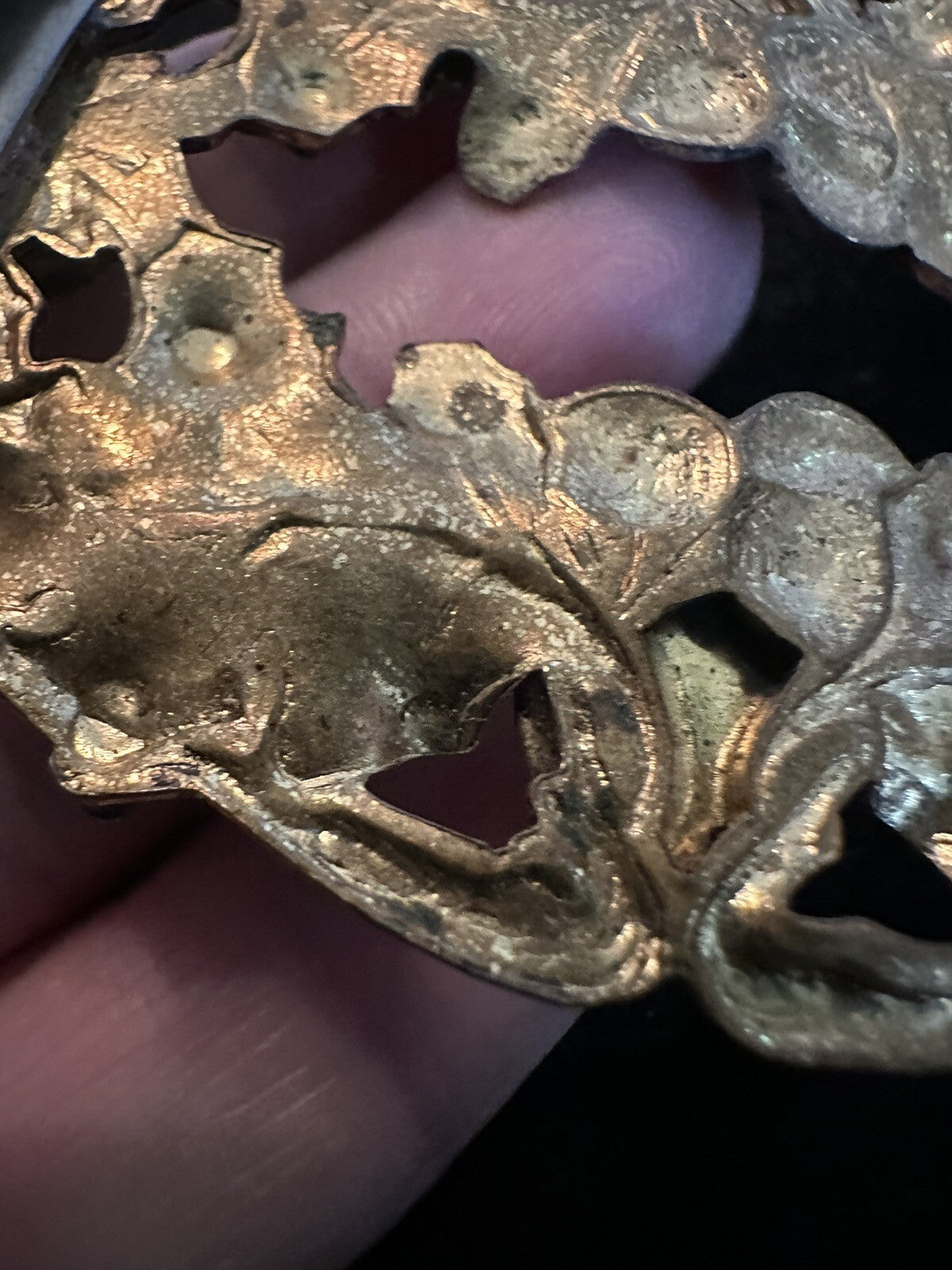 Antique Art Nouveau Ivy Leaf Brass Fur Clip Dress Clip Brooch Black Glass