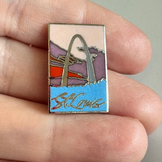 Vintage St. Louis Arch Sunset Scene Pin – Colorful Travel Souvenir Missouri