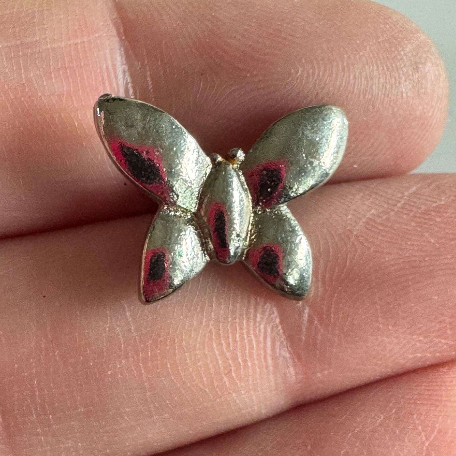 Silver Tone Butterfly Brooch – Small Vintage Insect Pin with Pink Details
