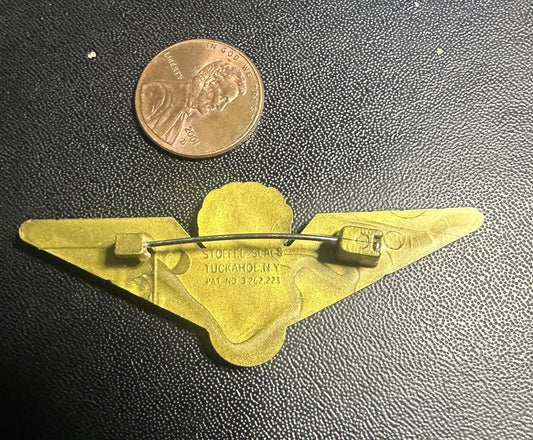 Vintage TWA Airlines Plastic Official Jr Pilot’s Captains Wings Pin NOS