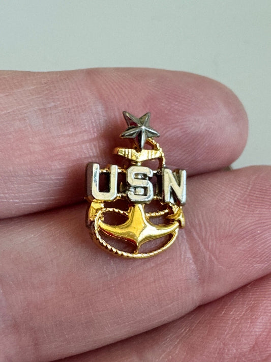 Senior Chief Petty Officer USN Navy Lapel Pin Tie Tack Gold & Silver