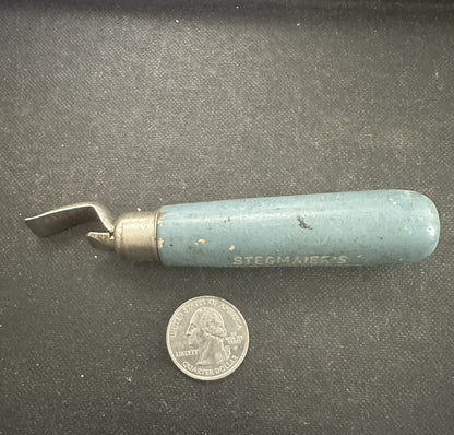 1930s Vintage STEGMAIER Brewing Co. GOLD MEDAL BEER Pocket BOTTLE OPENER