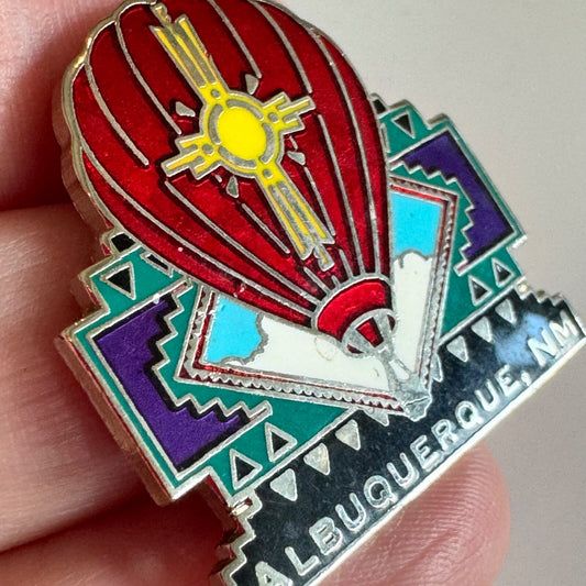 Vintage Albuquerque New Mexico Hot Air Balloon Lapel Pin Flag NM Festival