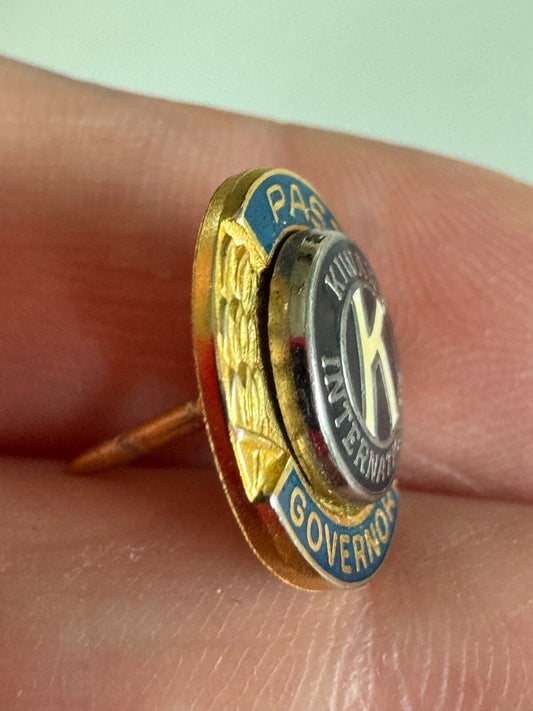 Kiwanis Past Governor Pin – Gold & Navy Blue Recognition Emblem