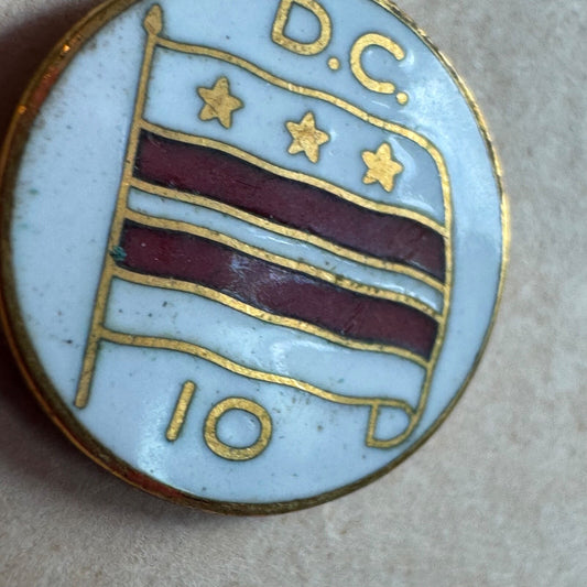 Vtg Washington DC Flag District of Columbia 10 Years of Service Lapel Pin GF