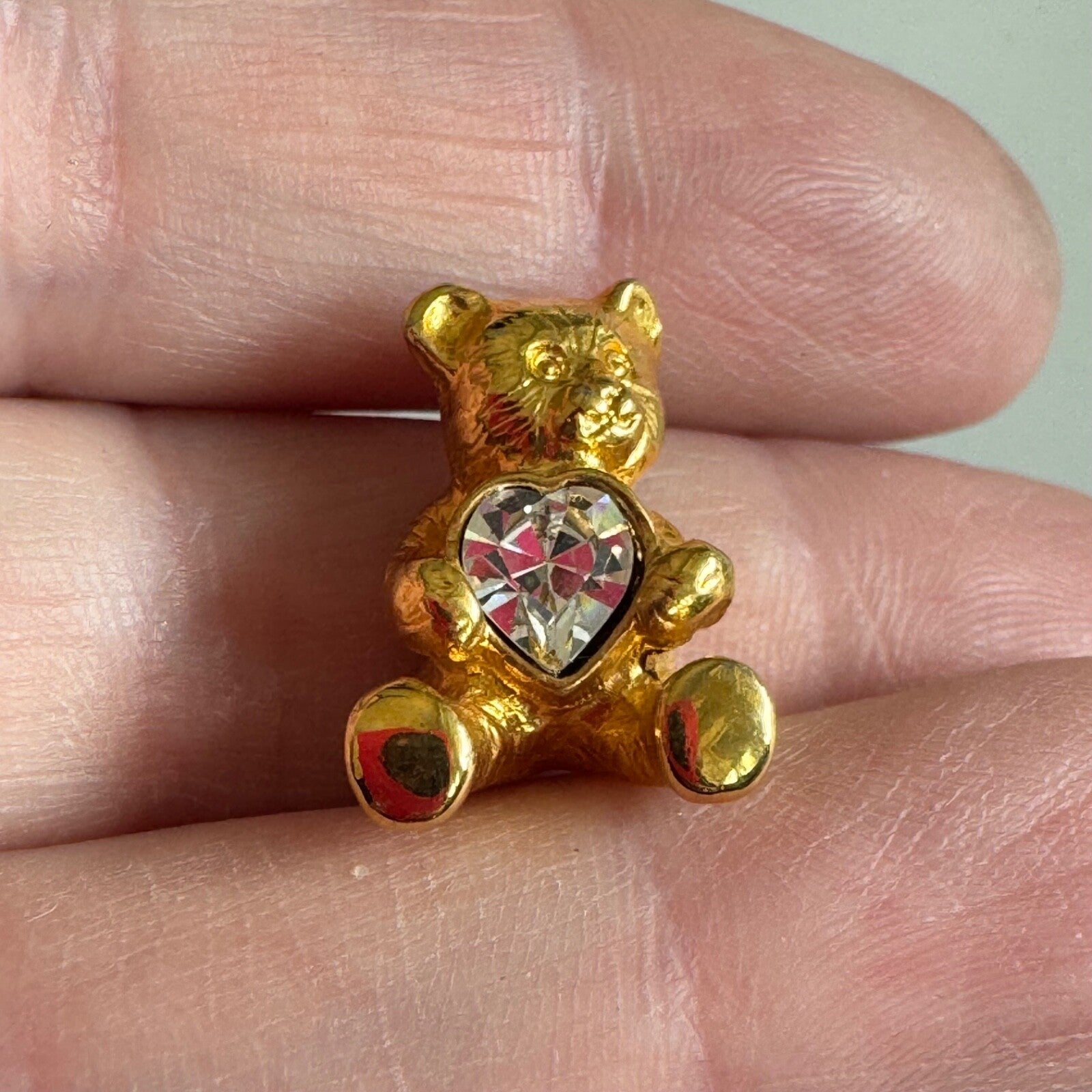 Teddy Bear Brooch with Crystal Heart – Gold Tone Cute Pin