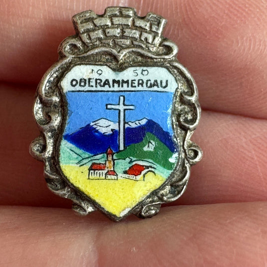 Vintage PASSIONSSPIELE Oberammergau 1950 Germany Lapel Pin Church Cross
