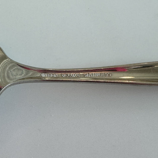 1 Oneida Deluxe Stainless Alexis Bow Teaspoon 6" Sugar Spoon