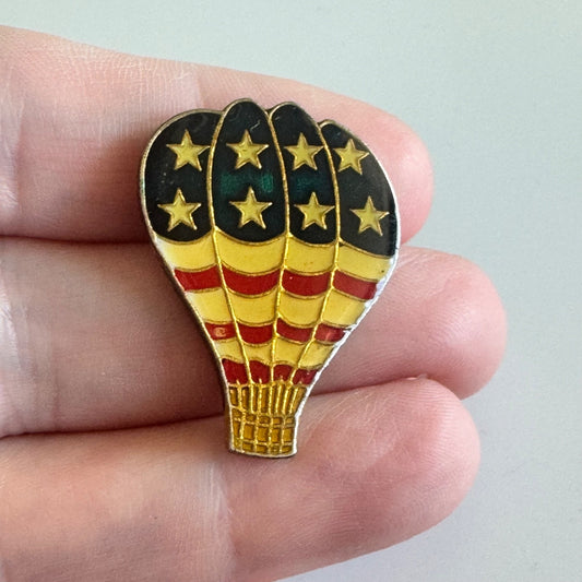 Vintage Patriotic USA Hot Air Balloon Pin Red White Blue Stars Flag American