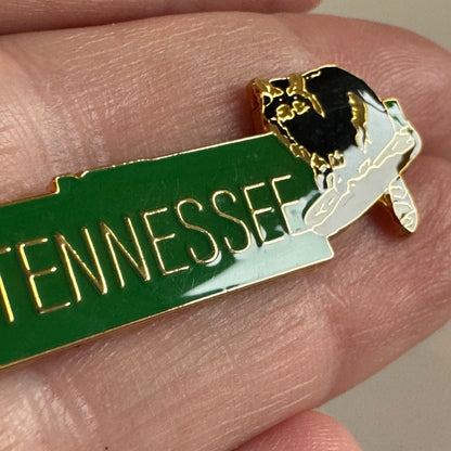 Vintage Tennessee State Shaped Raccoon Souvenir Tourist Lapel Pin 