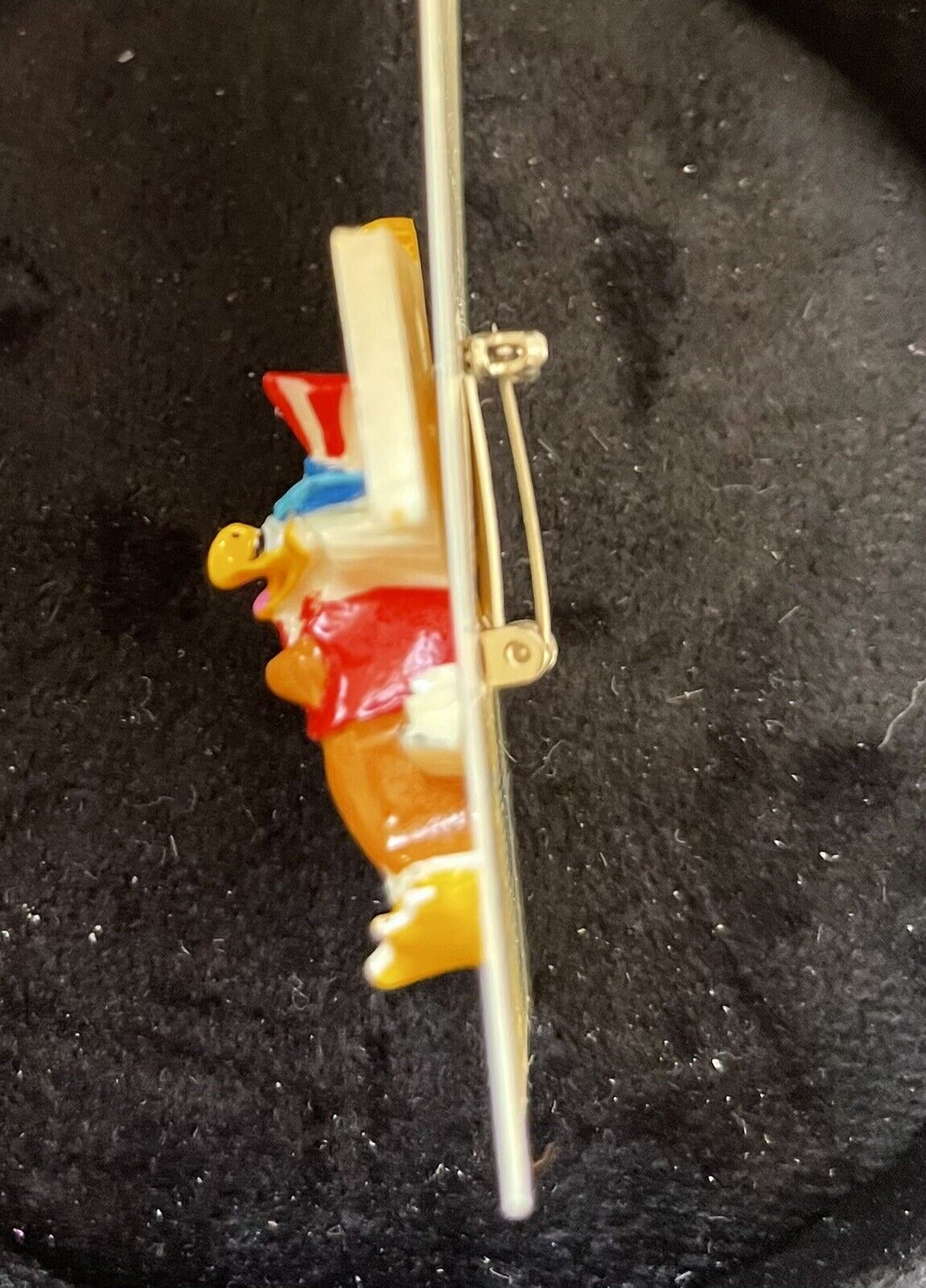 1984 LOS ANGELES SUMMER OLYMPICS SAM THE OLYMPIC EAGLE PLASTIC LAPEL PIN BROOCH