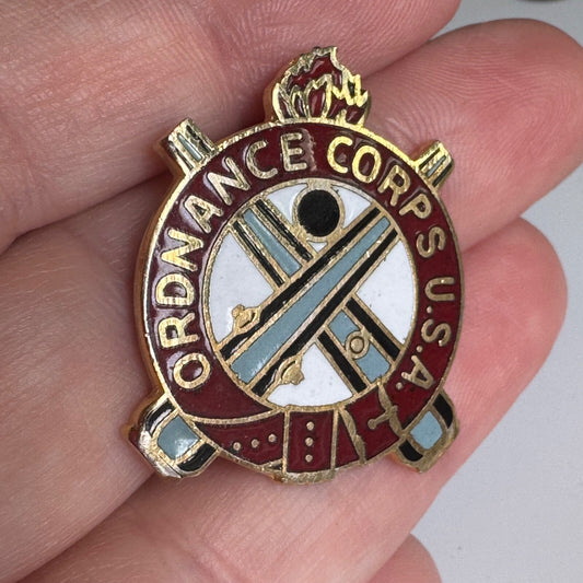 Vintage Ordnance Corps U.S.A. DUI DI Lapel Pin P-23 Insignia Crest