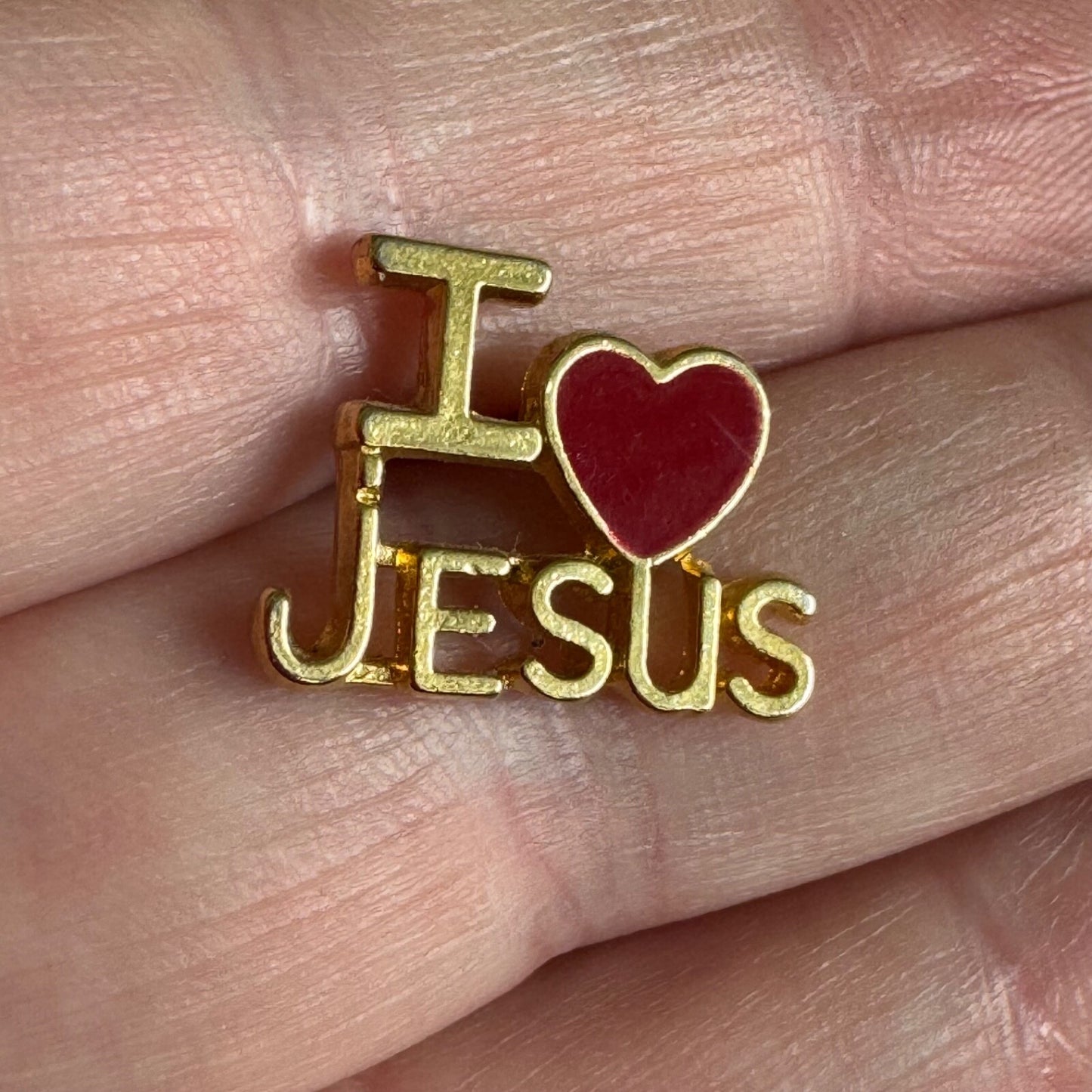 "I Love Jesus" Gold & Red Enamel Pin – Bold Faith Statement Love Heart