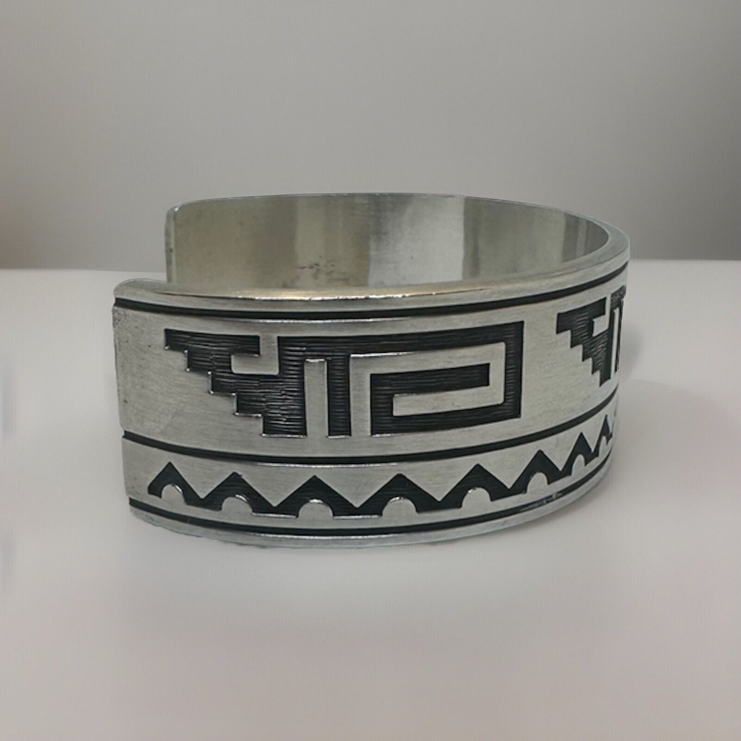 Vintage KABANA Sterling Silver .925 Southwestern Cuff Bracelet Tribal