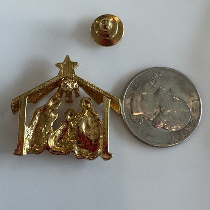 Vtg Avon Nativity Lapel Pin w/ Gold Tone Christmas Manger & Rhinestone Star