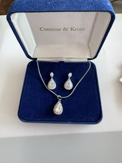 CAMROSE & KROSS  Jackie Kennedy Necklace Earrings Original Box & COAs Sudan