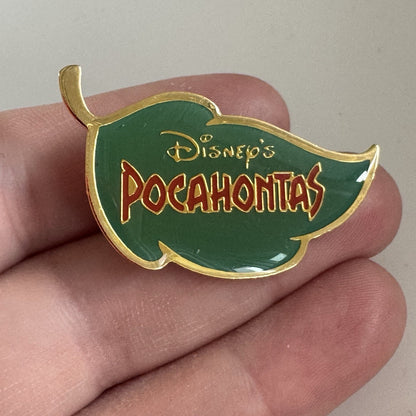 DISNEY POCAHONTAS GREEN LEAF SHAPED MOVIE TITLE CM PIN - THEATRICAL RELEASE NOS